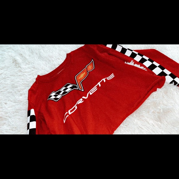 Red Corvette Crop - Picture 2 of 3